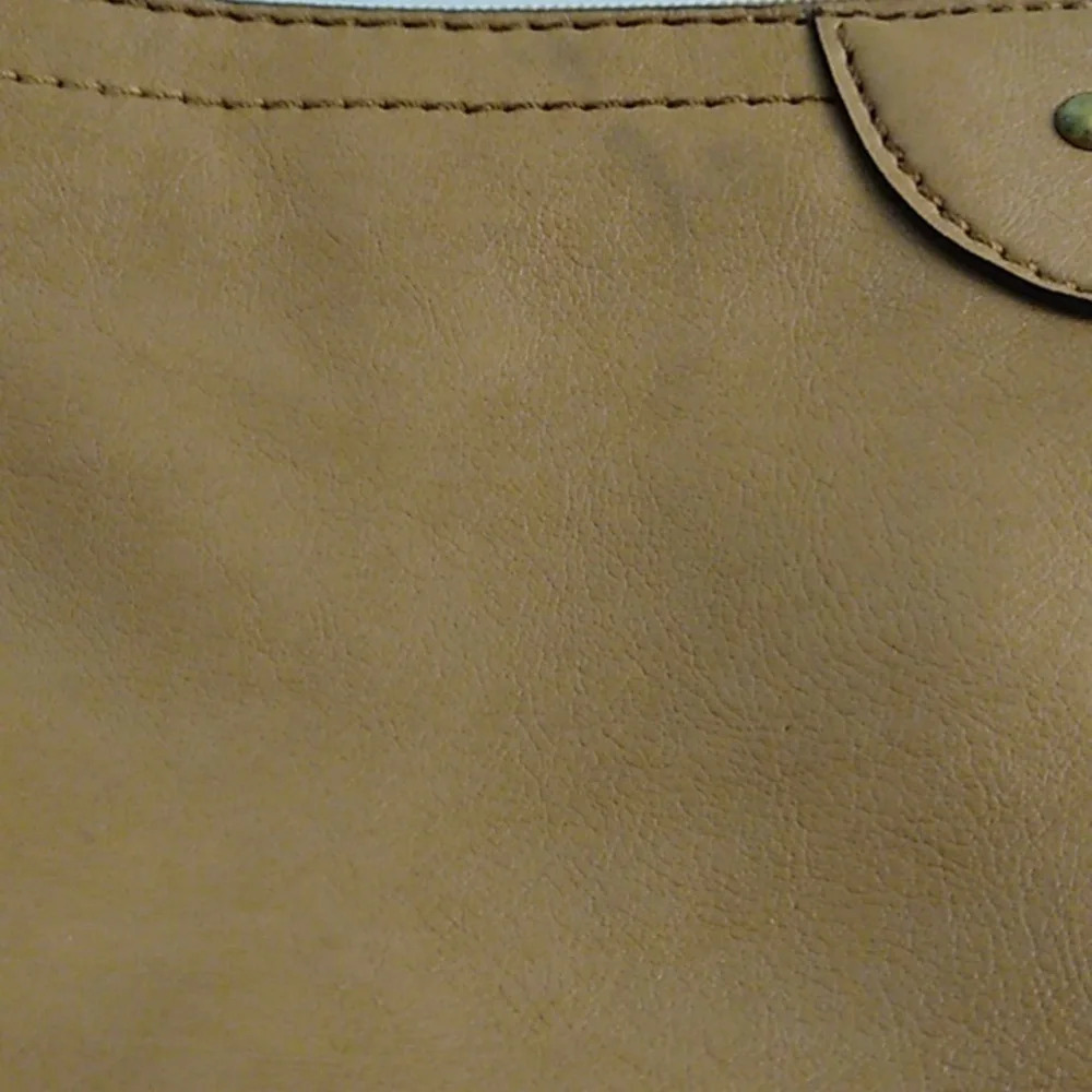 Relic Shoulder Bag Purse Carmel Brown 12" L X 4.5" W X 6" H - Picture 8 of 16